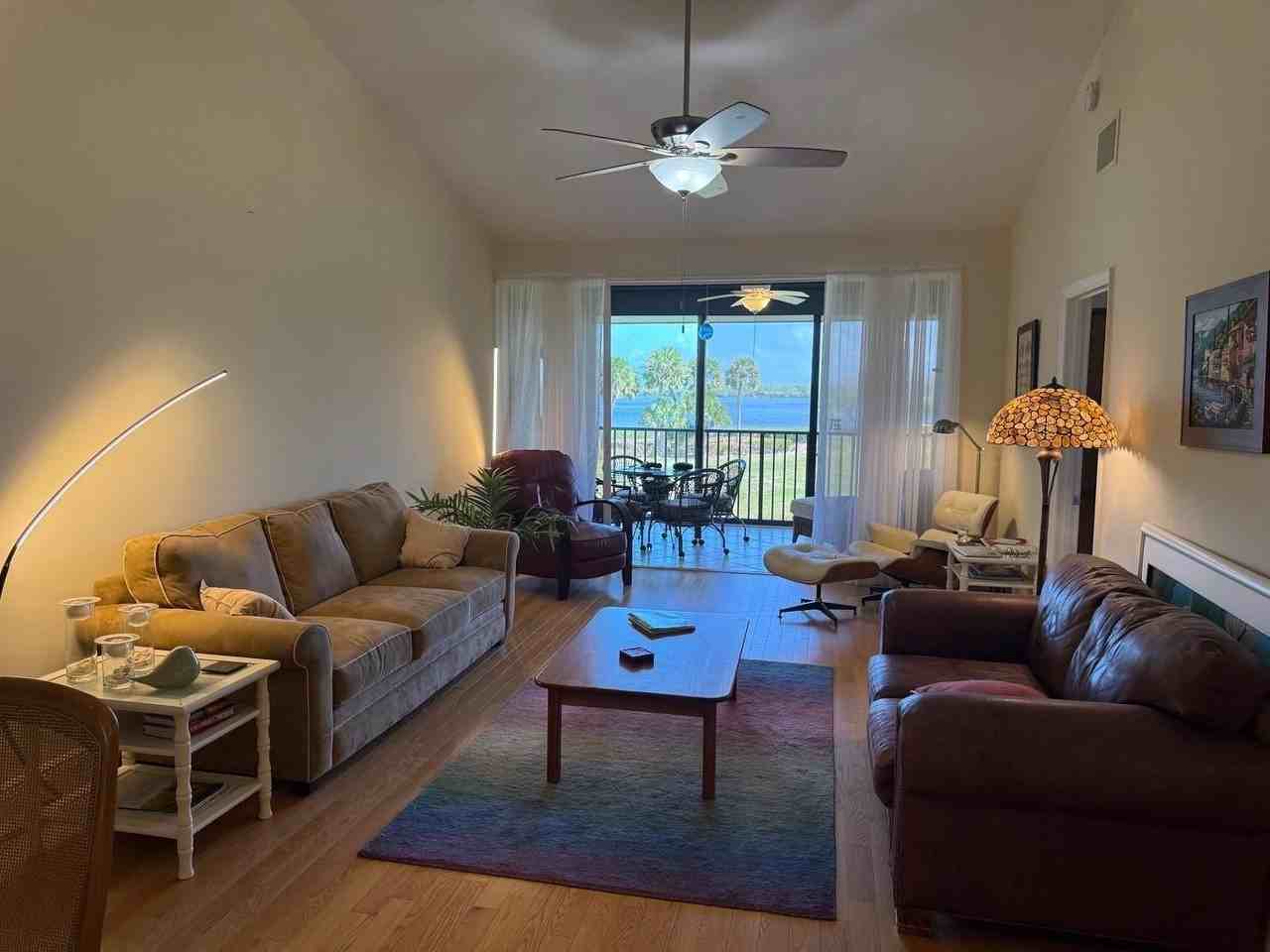 6102 Se Landing Way Apt 13 - Photo 5 of 14