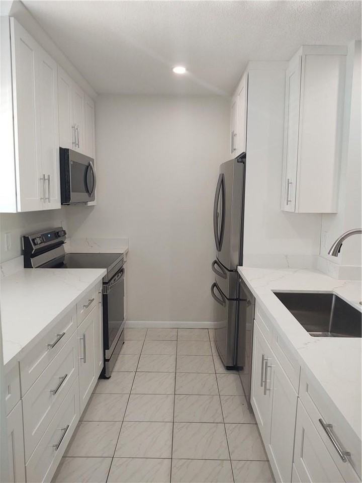 130 Nw 70th St Apt 202 - Photo 5 of 20