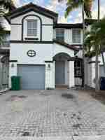 featured image of 11486 Nw 77th St