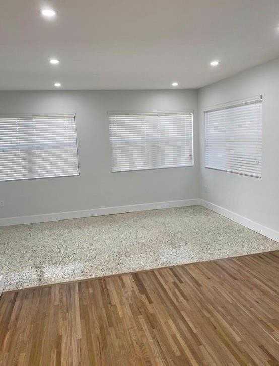 170 W 58th St - Photo 6 of 22