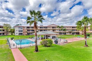 5300 Washington St Apt C318 - Photo 1 of 1