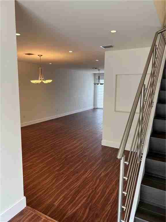 6326 Nw 105th Pl - Photo 4 of 50