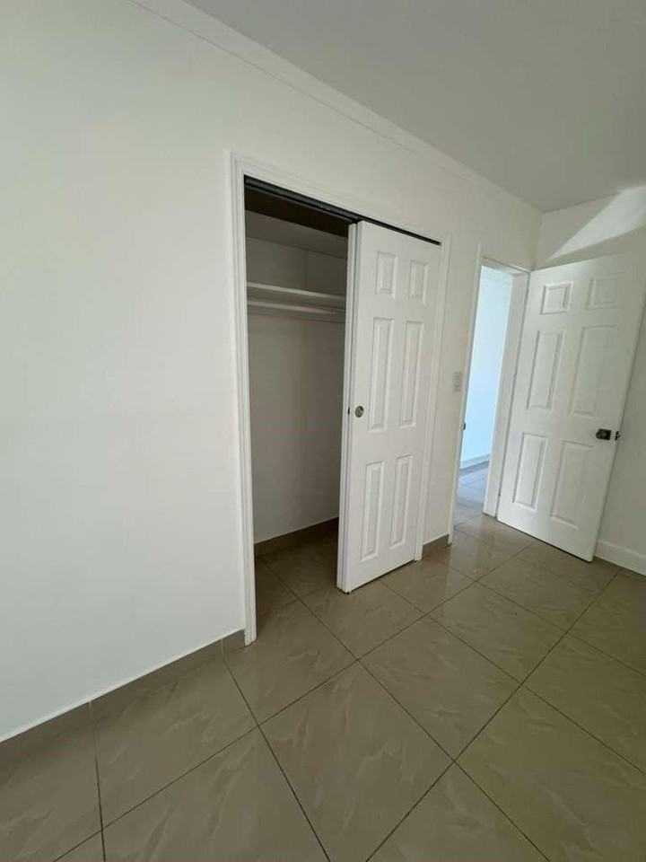 4871 Sw 24th Ave - Photo 6 of 14