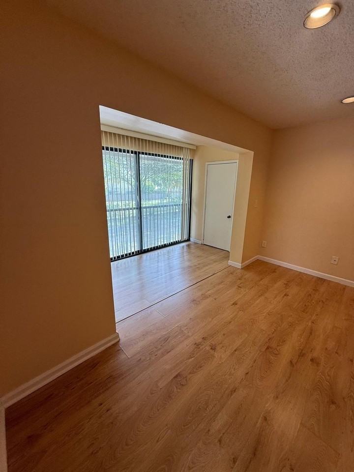 3531 Nw 94th Ave #6B - Photo 6 of 15