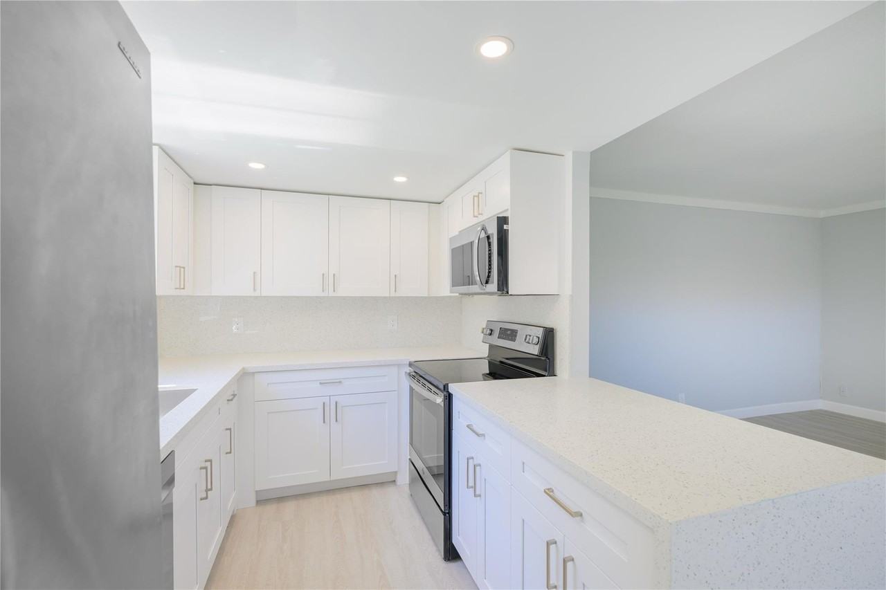 633 Brittany N #633 - Photo 6 of 19