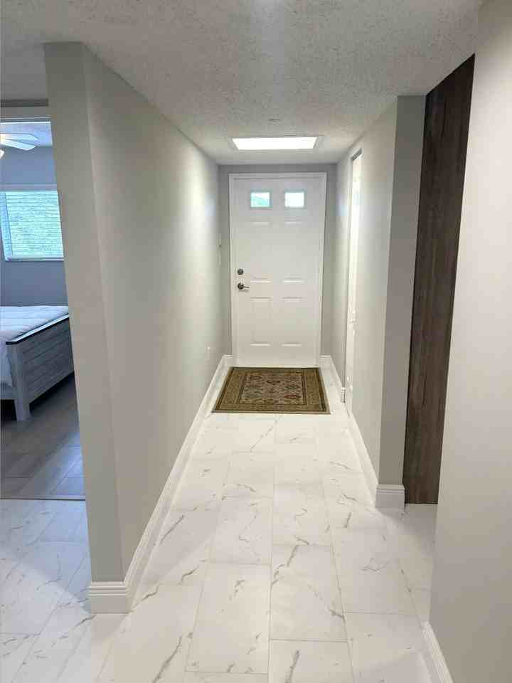 4734 Lucerne Lakes Boulevard N unit: 410 - Photo 3 of 26