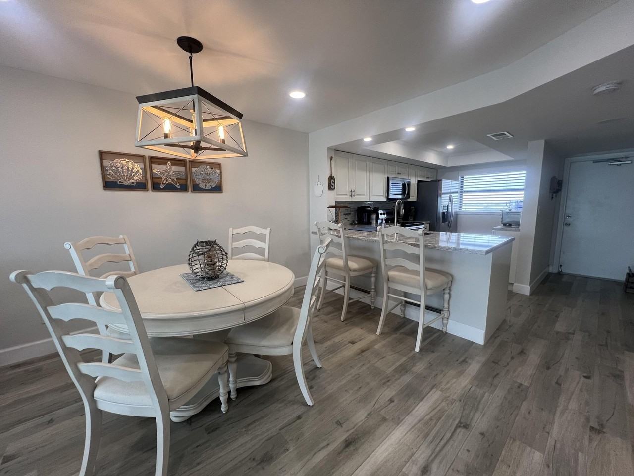 10310 S Ocean Dr Apt 608 - Photo 4 of 24