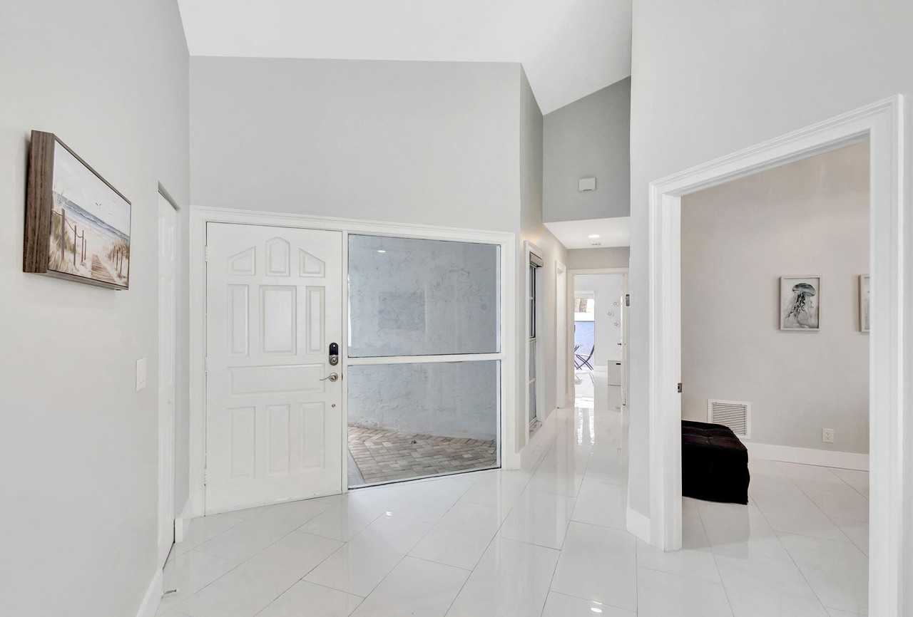 7 Wyndham Ln - Photo 7 of 44