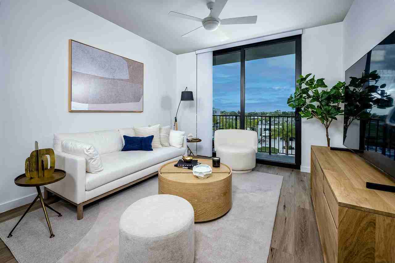 2000 Stirling Rd Unit 9-101 - Photo 6 of 19