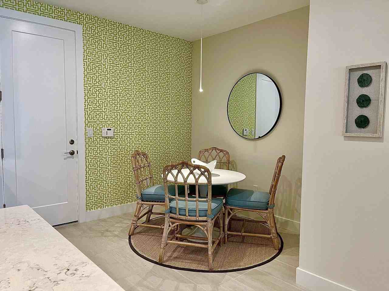 3860 Lambert Ave - Photo 3 of 7