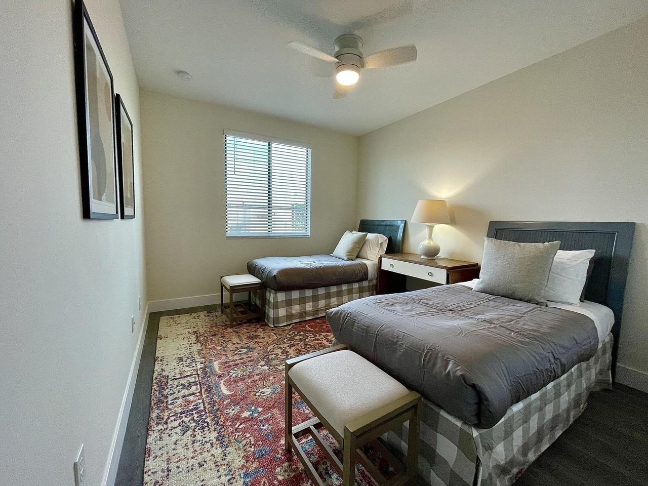 3860 Lambert Ave - Photo 6 of 7