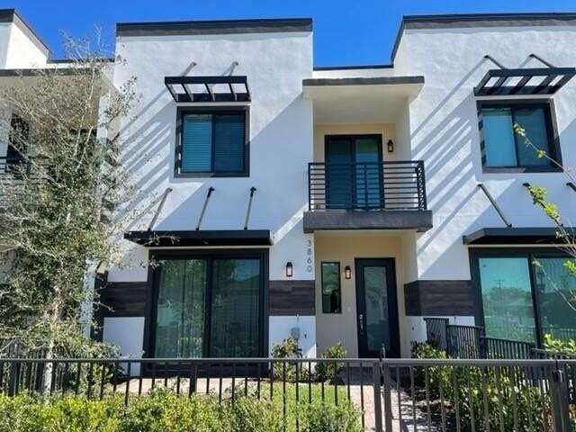 3860 Lambert Ave - Photo 7 of 7