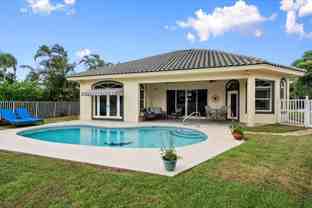 72 Waterway Rd - Photo 1 of 1