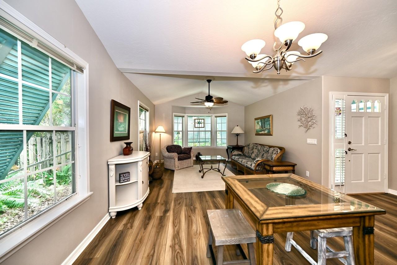 9460 Seagrape Dr - Photo 7 of 50