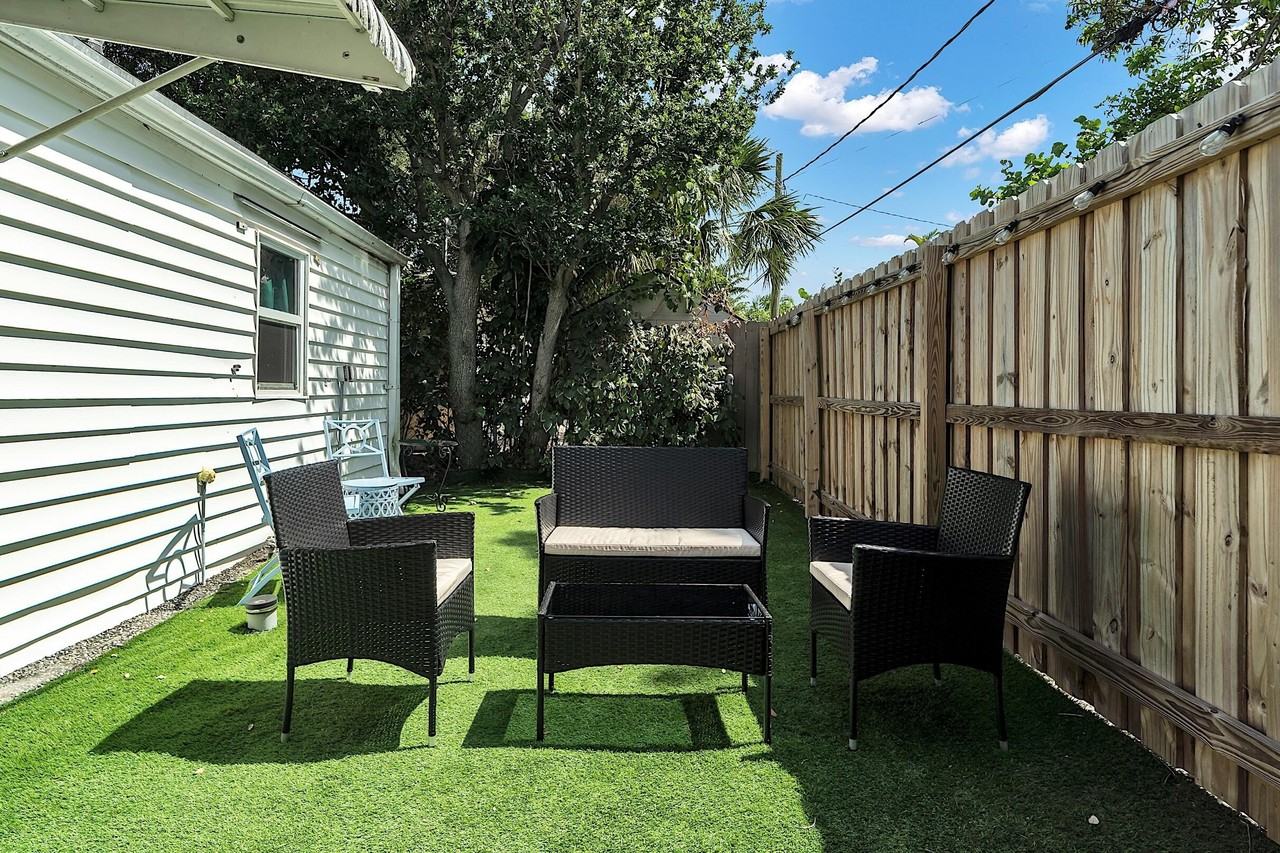 909 N Palmway Unit B - Photo 7 of 28