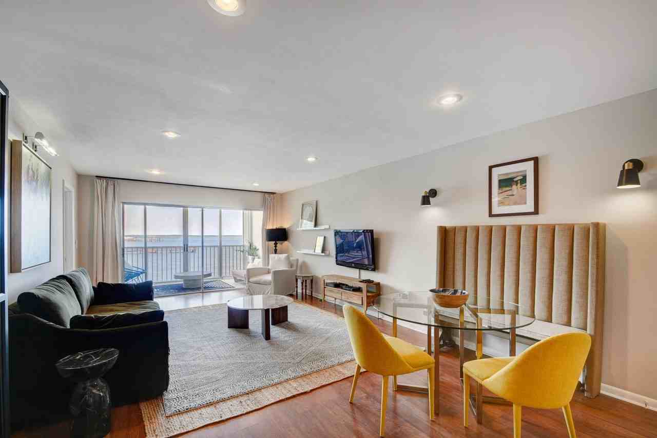 410 Wilma Cir Apt 204 - Photo 4 of 25