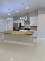 featured image of 2118 Ne 22nd Pl