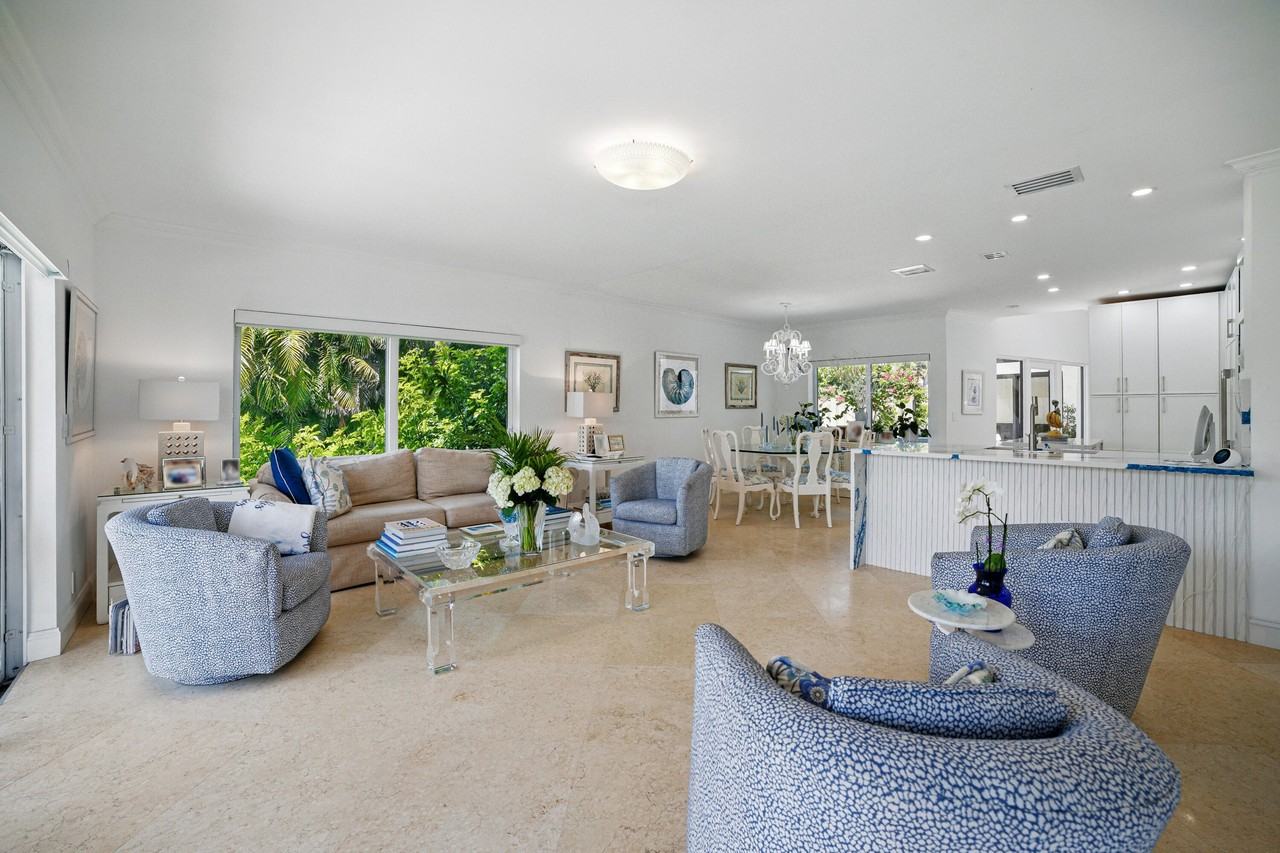 3474 S Ocean Blvd Apt 14 - Photo 3 of 50