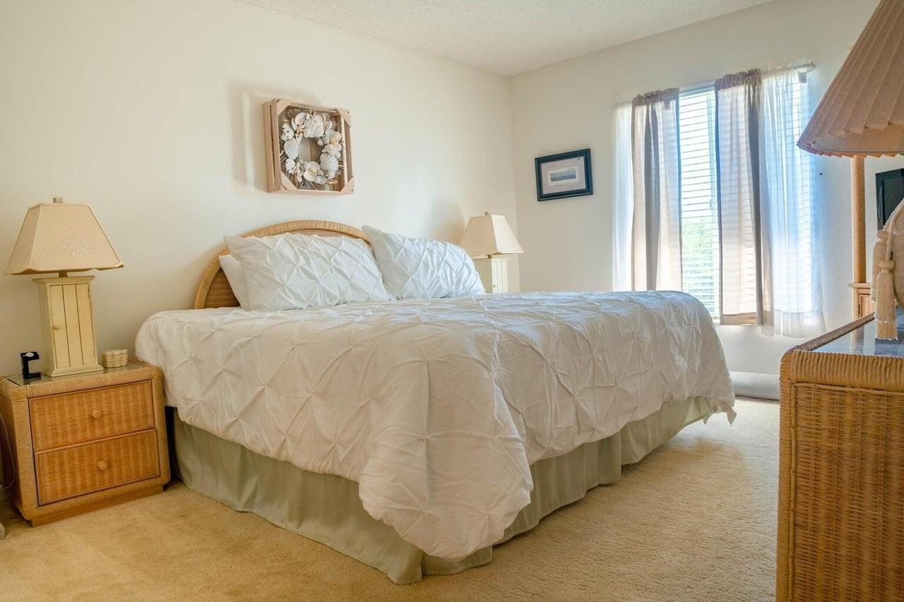 4468 Ne Ocean Blvd #105B3 - Photo 7 of 22