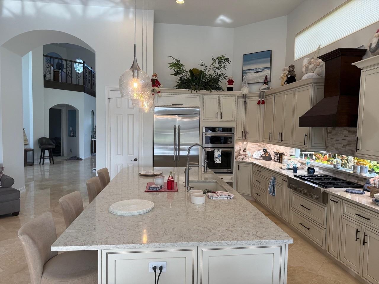 182 Rosalia Ct - Photo 5 of 32