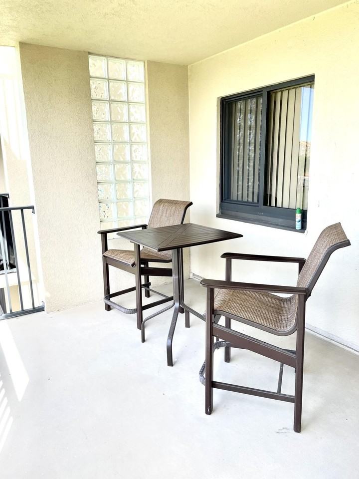 901 Seafarer Cir Apt 202 - Photo 6 of 20