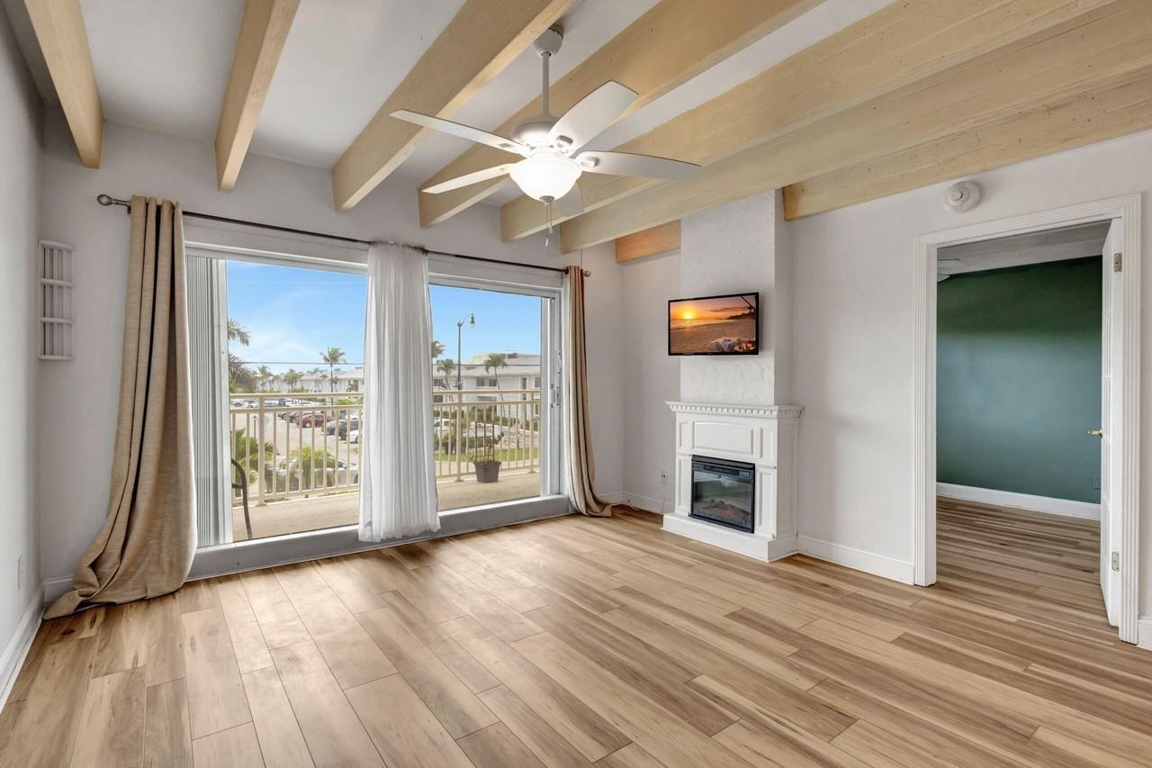 4500 S Ocean Blvd Apt 210 - Photo 3 of 28