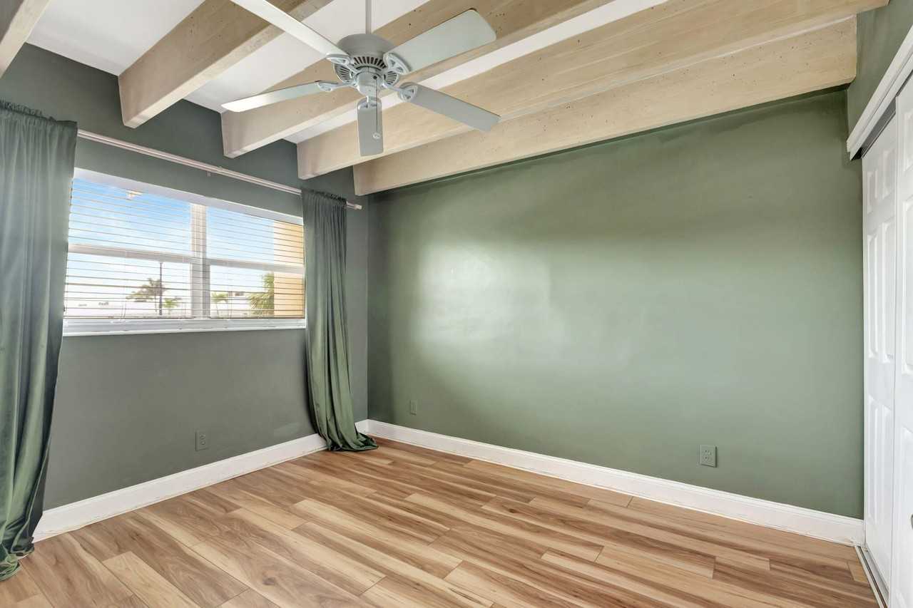 4500 S Ocean Blvd Apt 210 - Photo 5 of 28