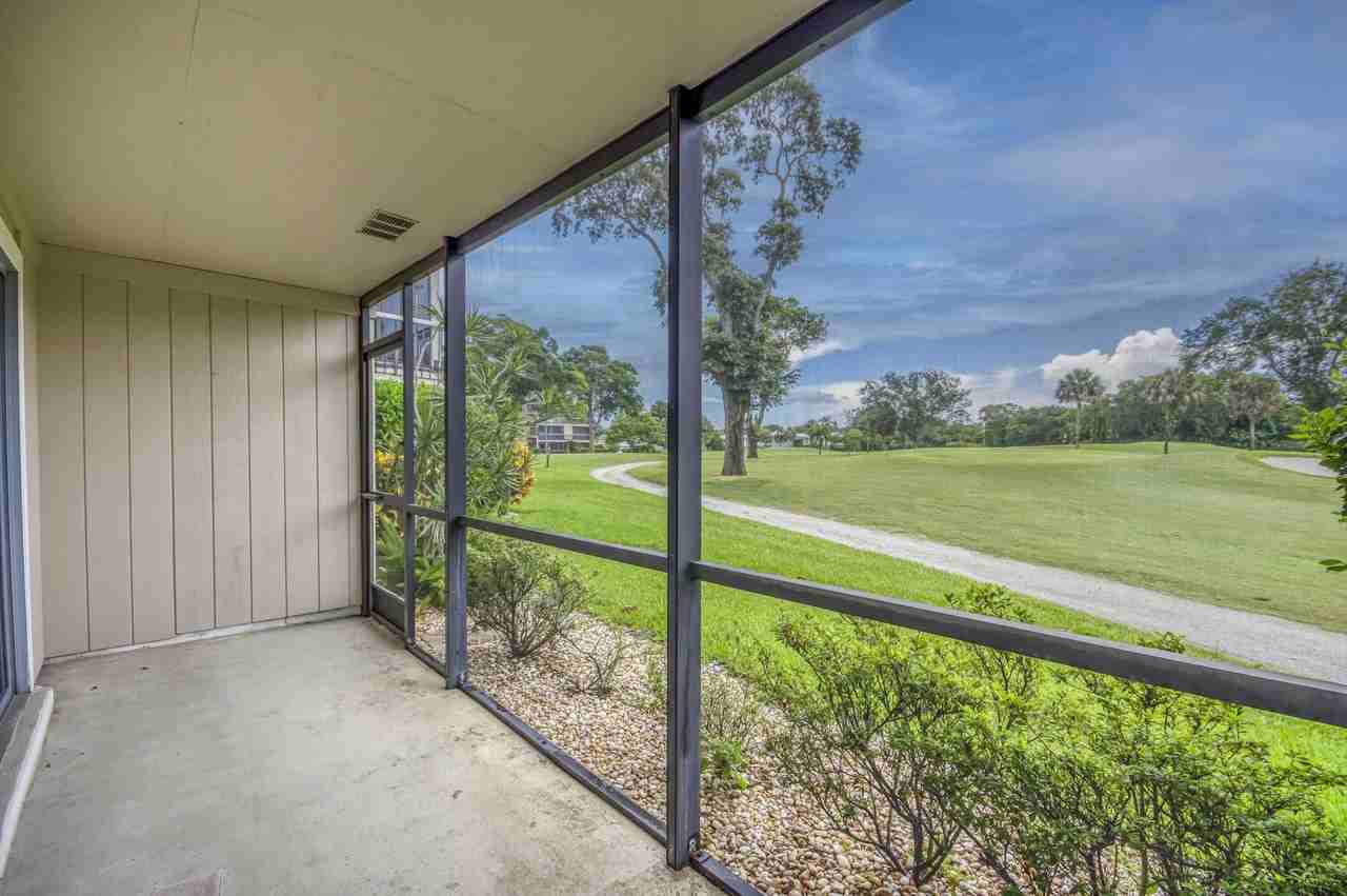 18429 Se Wood Haven Ln Apt I - Photo 5 of 28