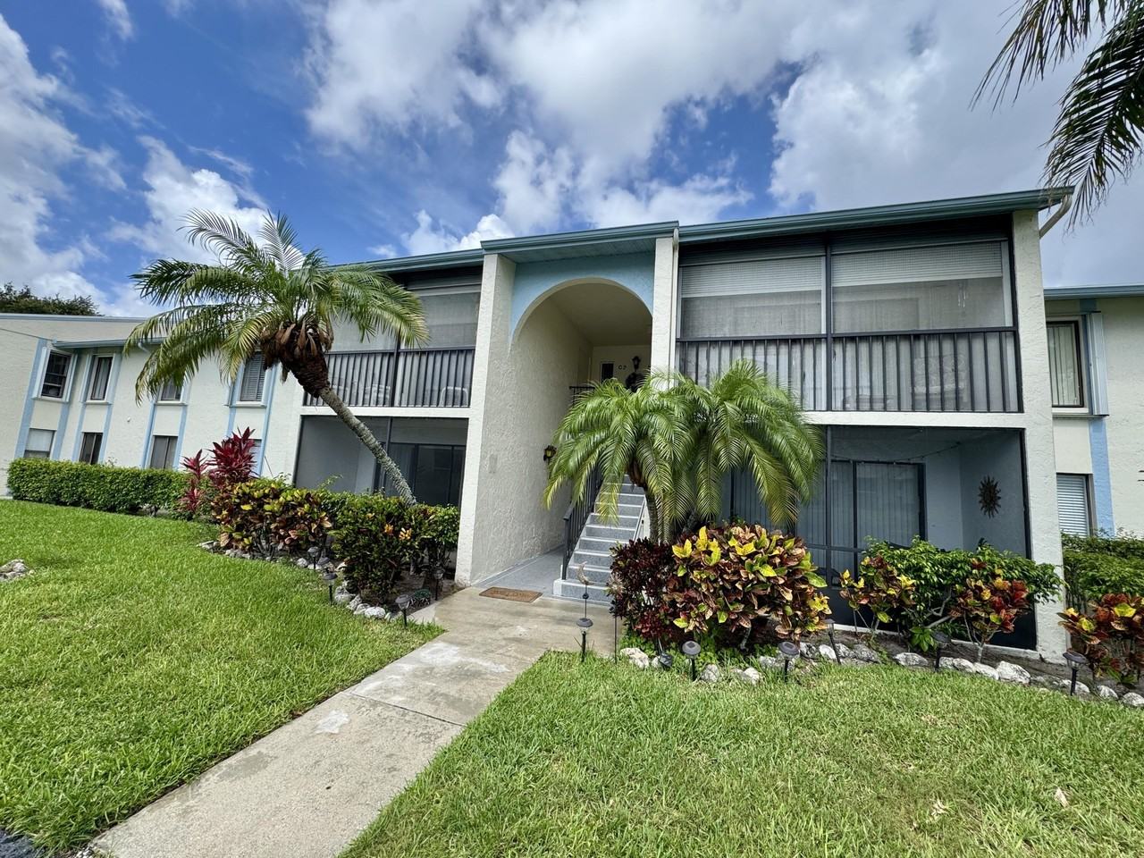 1119 Green Pine Blvd #C1