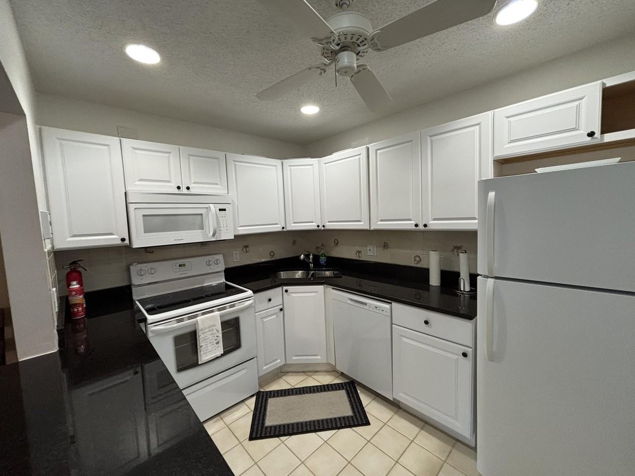 335 Knotty Pine Cir Unit D2 - Photo 6 of 13