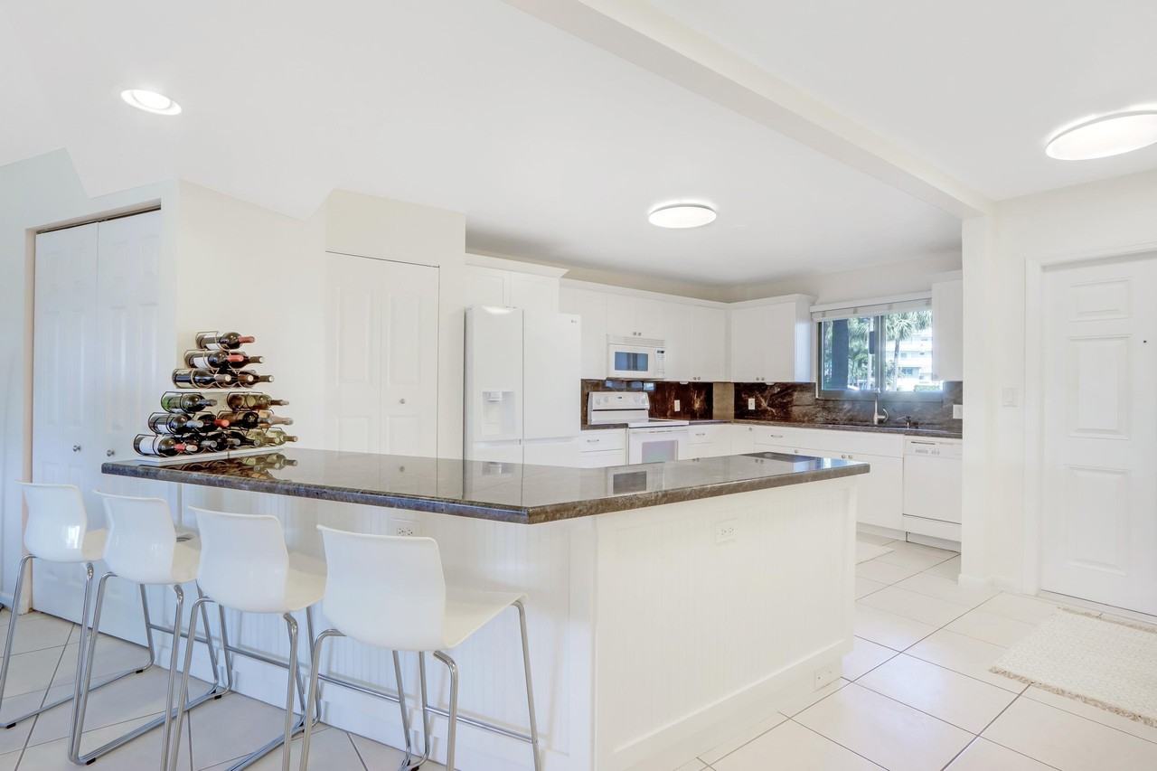 3525 S Ocean Blvd Apt 108 - Photo 3 of 16