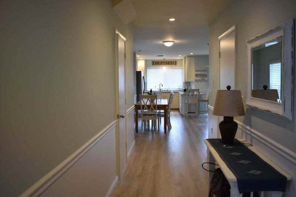 2300 Florida Blvd Apt D - Photo 2 of 18