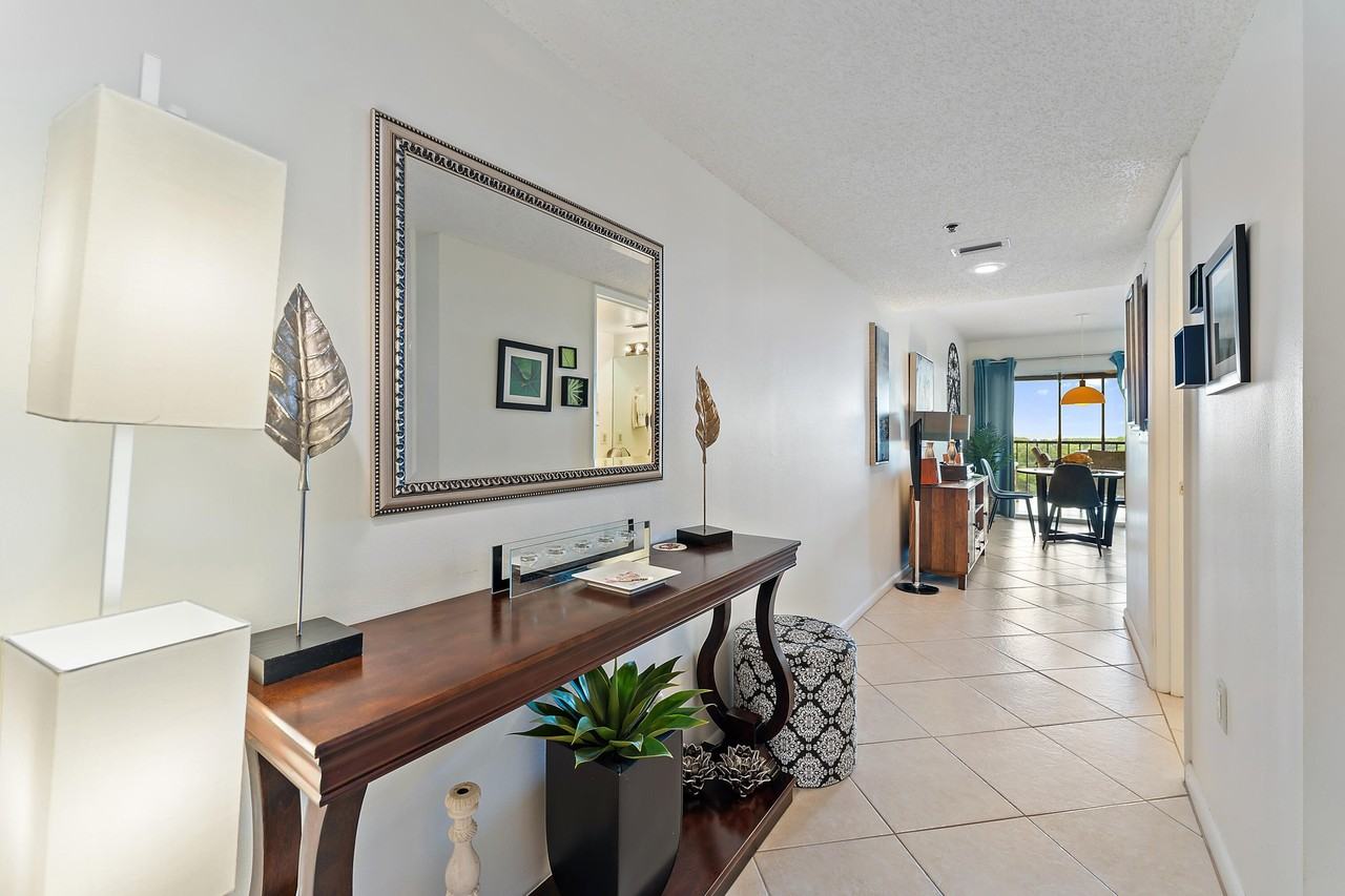 275 Palm Ave Apt C503 - Photo 2 of 10