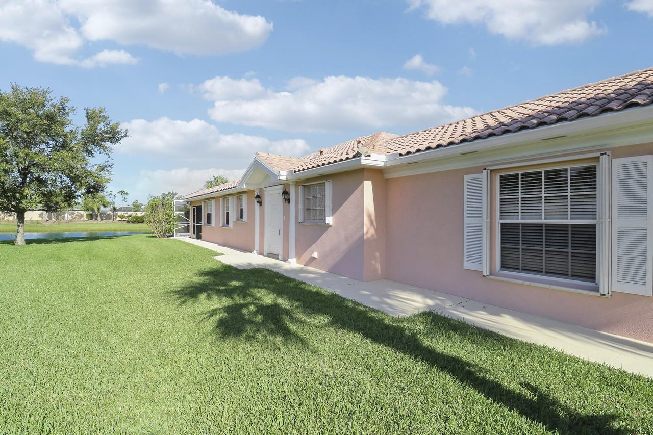 10628 Sw Hartwick Dr - Photo 7 of 47