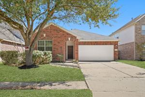 featured image of 24503 Lakecrest Bend Dr #1