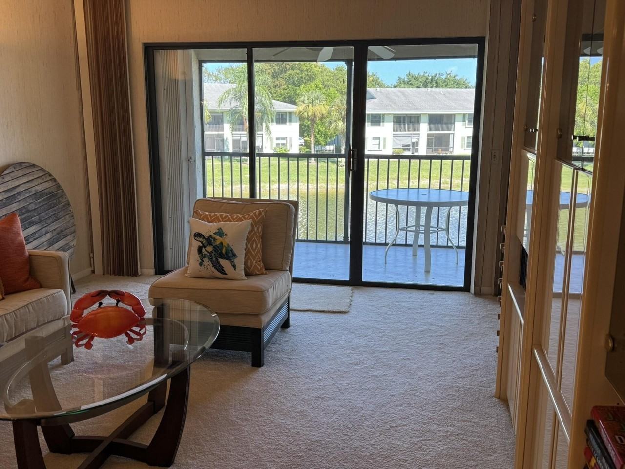 801 Sabal Ridge Cir Apt H - Photo 7 of 42