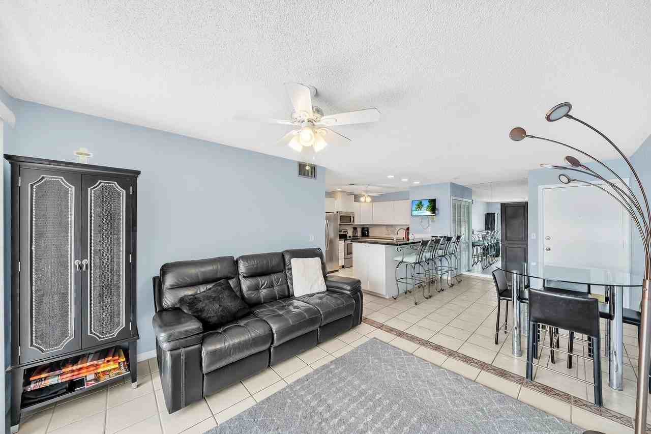 130 Cypress Club Dr Apt 331 - Photo 6 of 49