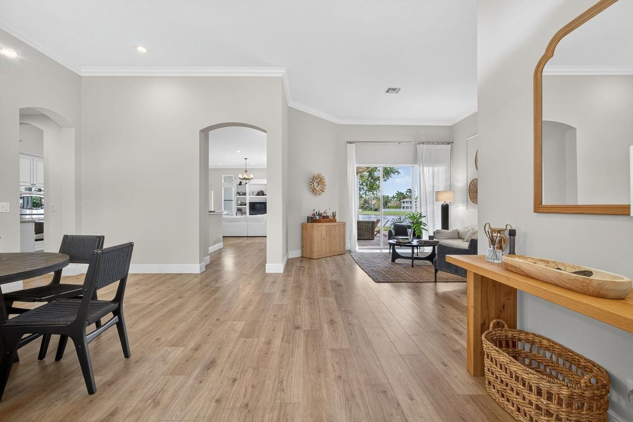 4693 Sugar Beach Way - Photo 5 of 50