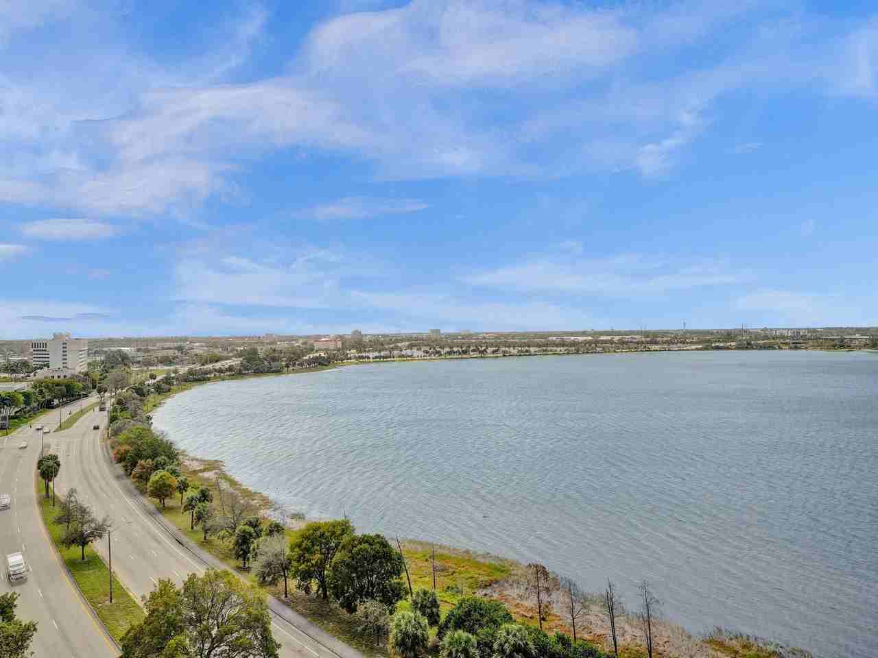 300 S Australian Ave Unit 1009 - Photo 7 of 31