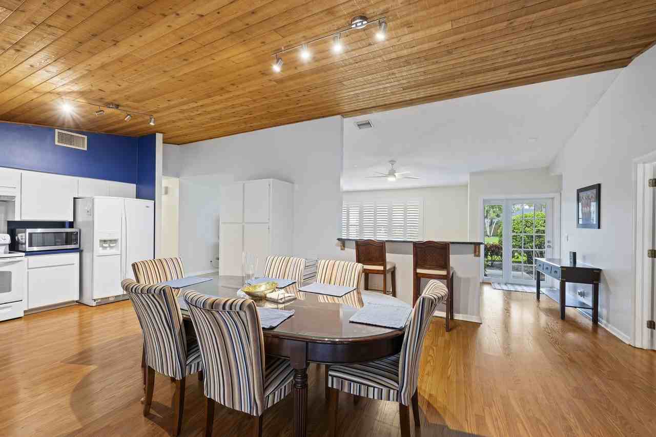 756 Juniper Pl - Photo 4 of 18