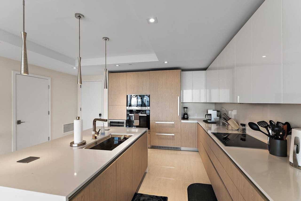 3100 N Ocean Dr Unit 1906 - Photo 6 of 31