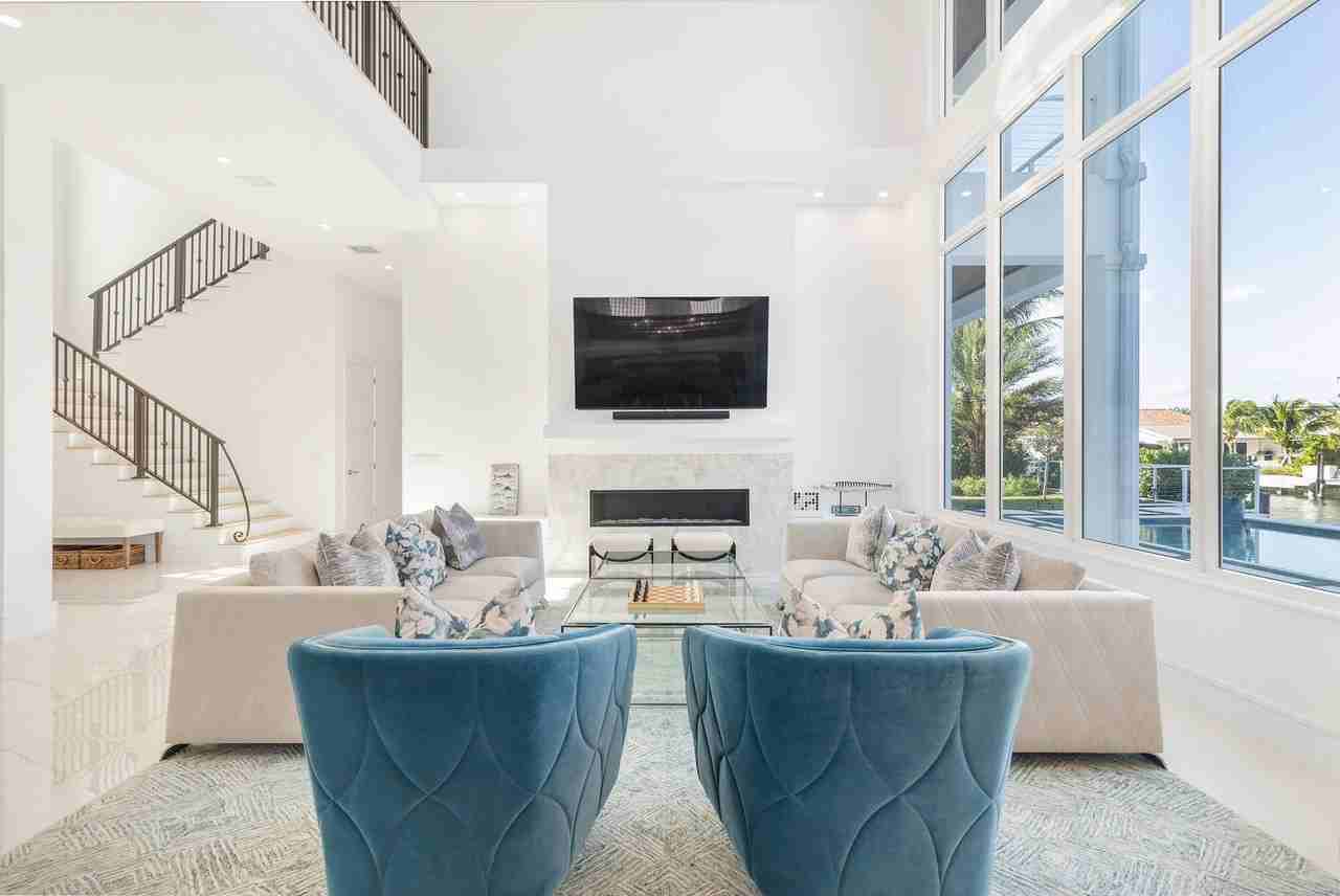 1180 Bimini Ln - Photo 7 of 35