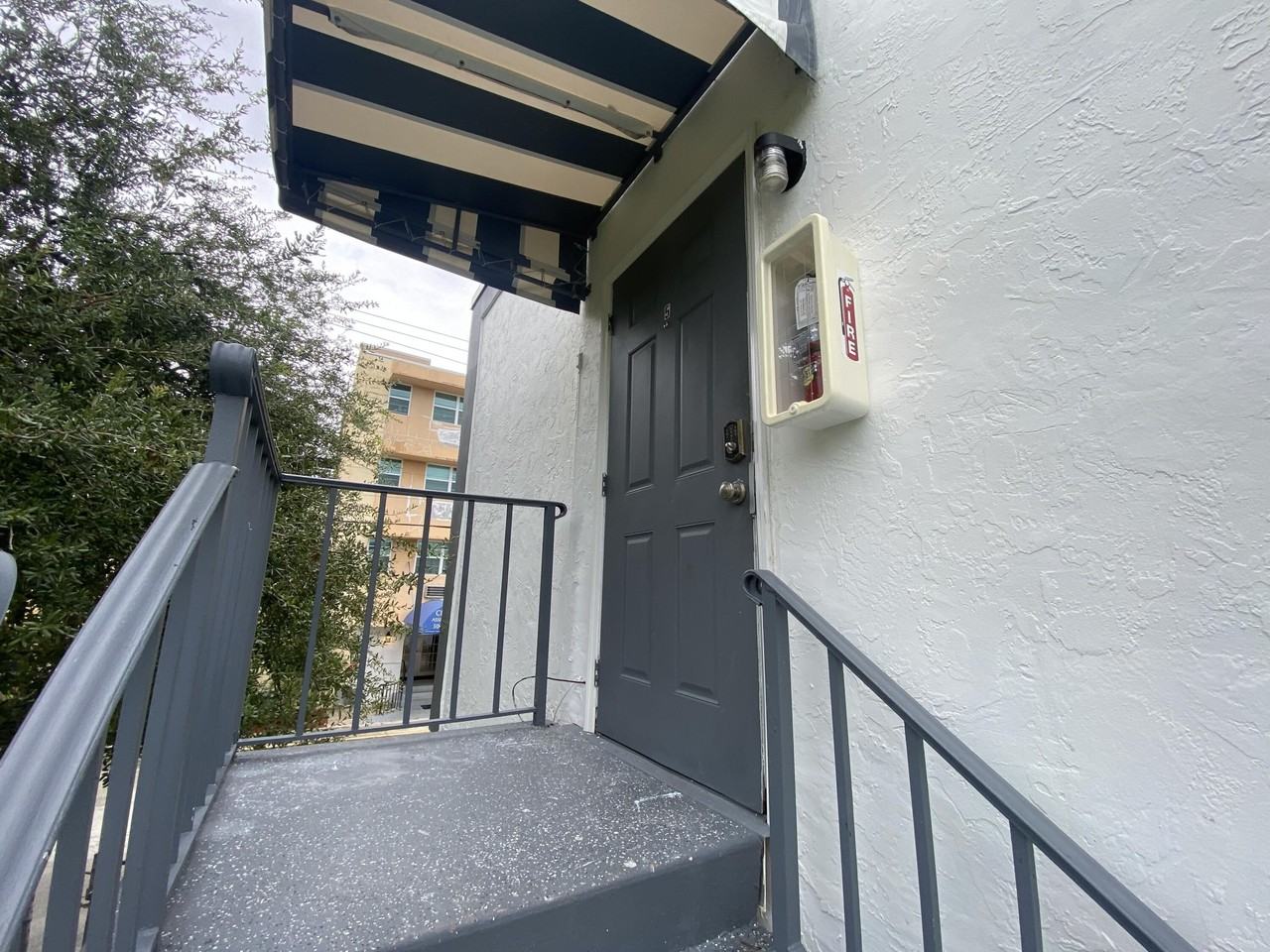 301 S M St #5 - Photo 6 of 17