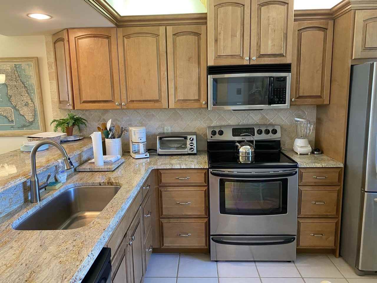 401 S Seas Dr Apt 203 - Photo 3 of 24