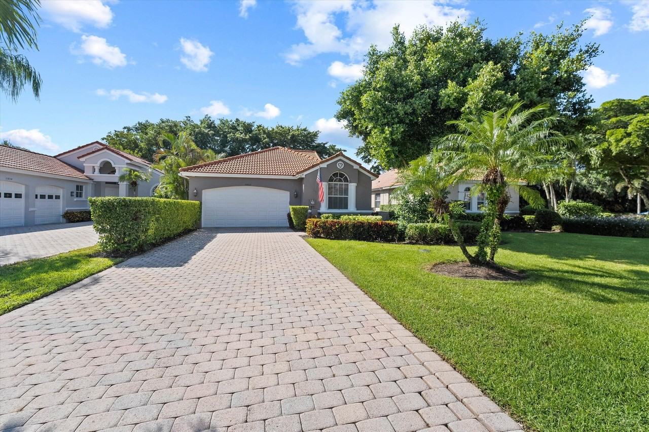 10860 Fairmont Village Dr - Photo 2 of 50