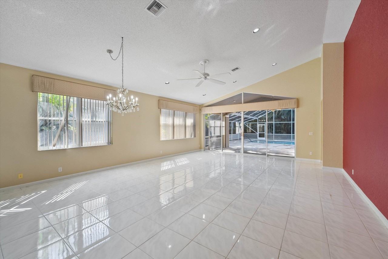 10860 Fairmont Village Dr - Photo 6 of 50