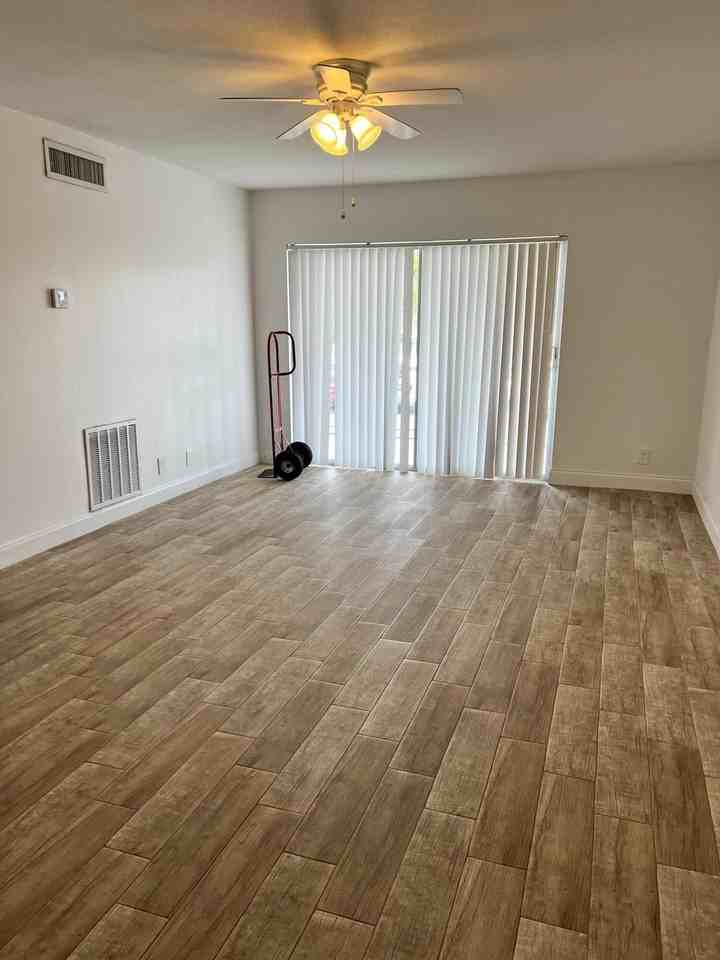 632 Nw 13th St Unit 210 - Photo 7 of 25