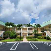 23 Colonial Club Dr Apt 200 - Photo 1 of 1