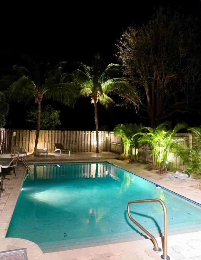 619 Ne 7th Ave - Photo 2 of 25