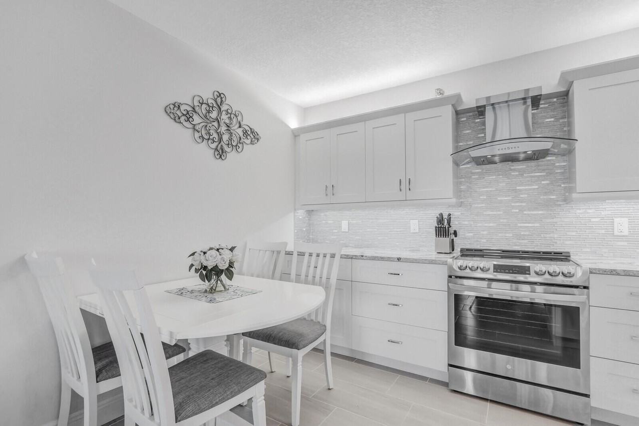 4444 Ne Ocean Blvd Apt E2 - Photo 7 of 29